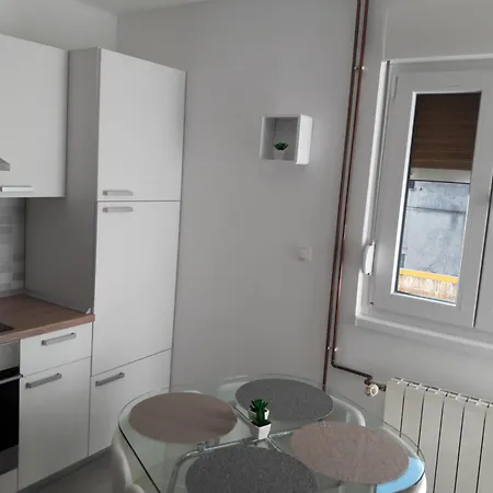 Appartement New Dany With Parking For Two Split