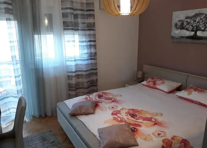 Апартаменты New Dany With Parking For Two *
