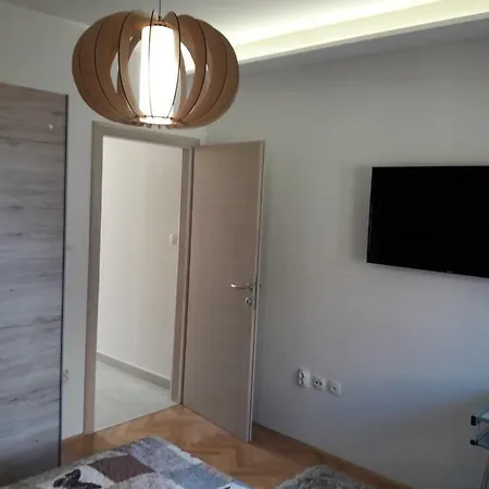 Apartman New Dany With Parking For Two