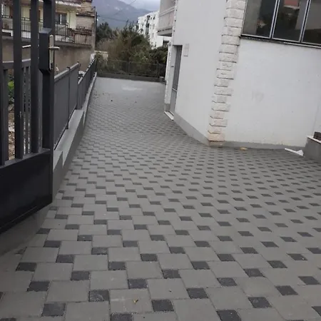 New Dany With Parking For Two Apartment